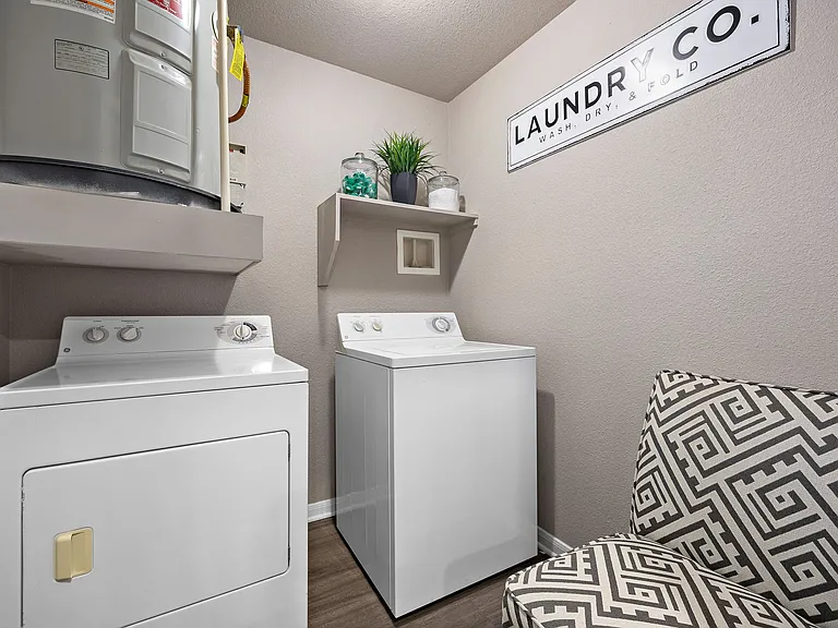 Artisan Apartments & Shops in Austin Texas