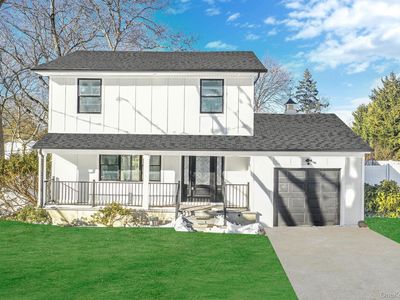 39 E Lyons Street, Melville, NY, 11747