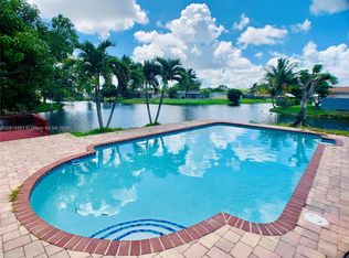 2160 NW 94th Way, Sunrise, FL 33322