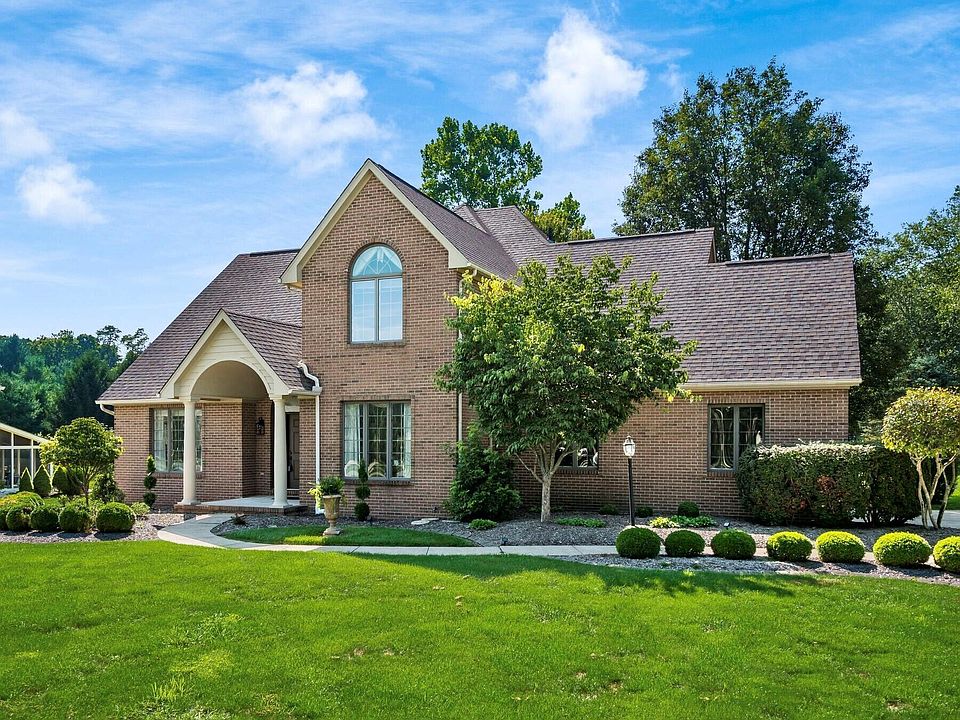 1st image of 169 Bryn Du Dr