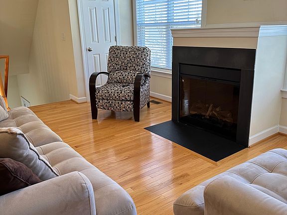 Gas fireplace and coat closet/storage on the 2nd floor.