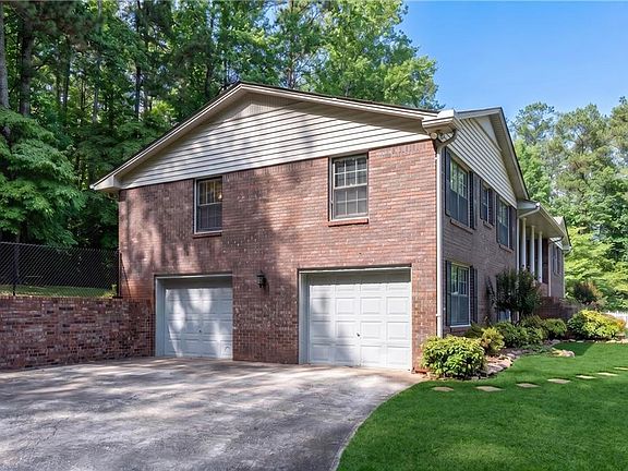 5th image of 75 Wildwood Way