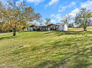 9944 Morrison Rd, Syracuse, MO 65354