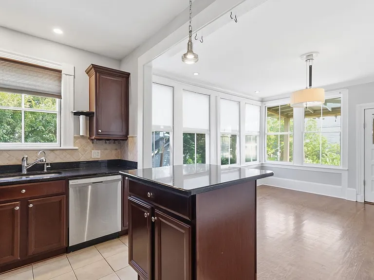 109 E Park Ave #B — Photo 20