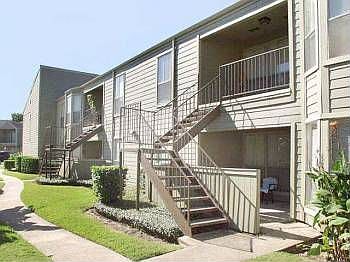 2nd image of 2801 Broadmead Dr APT 235