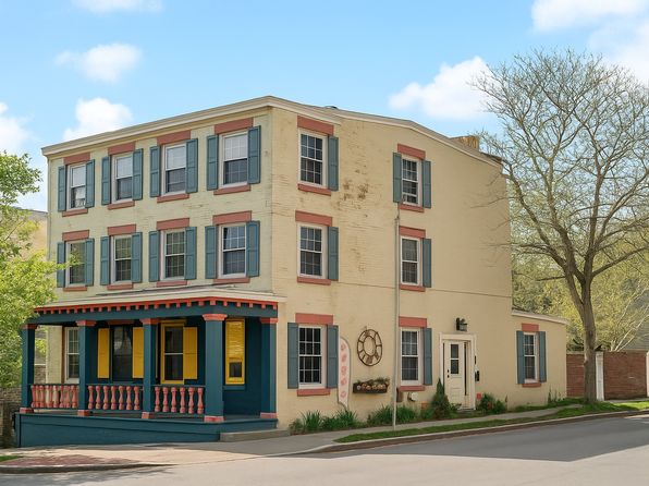 76 Main St #3
