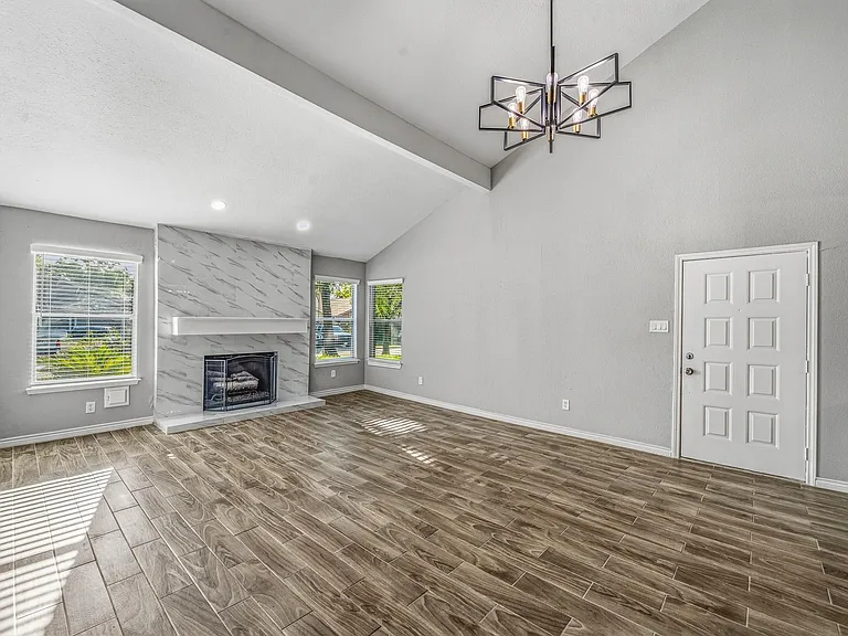 2911 Waypark Dr — Photo 7