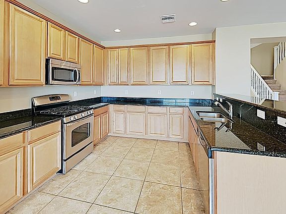 4th image of 43 E Adytum Pl
