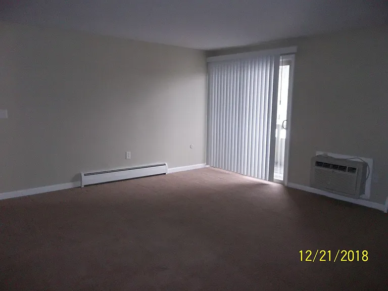 Village Terrace Apartment Homes — Photo 17