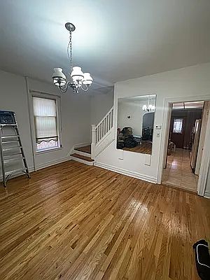 5th image of 1307 E 46th St