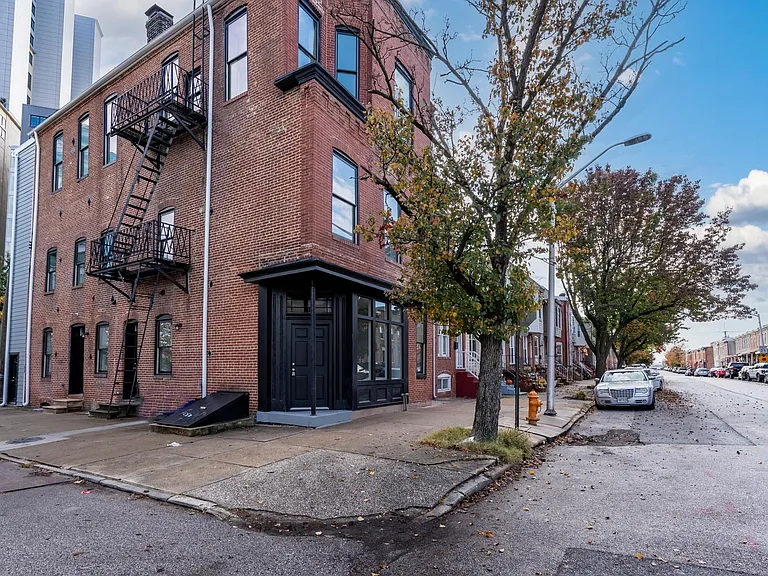 1301 Andre St #D — Photo 4