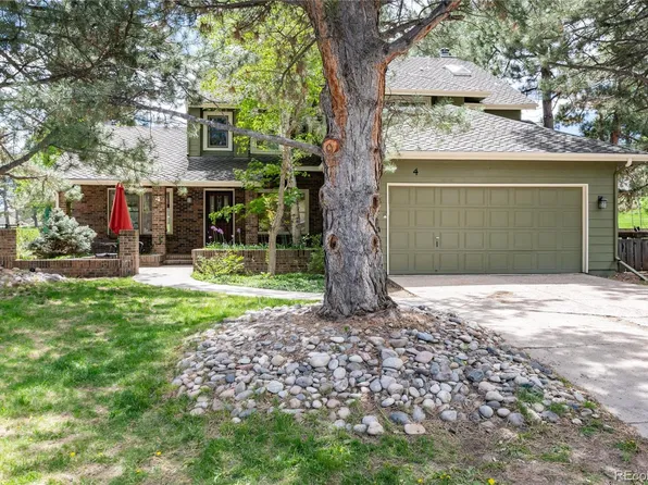 4 Oakmont Lane, Littleton, CO 80127