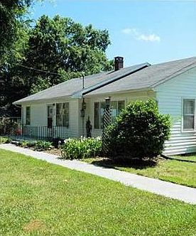 2nd image of 318 Bunn St