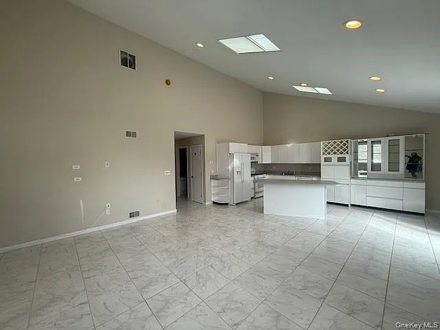 310 Jersey Ave #8 — Photo 6