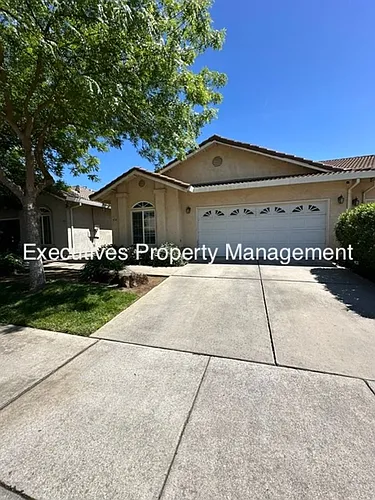 654 Gateway Dr Photo 1