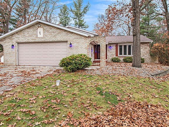 2nd image of 11404 Chateau Ln