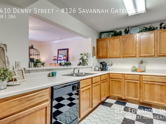 5th image of 2410 Denny St APT 126