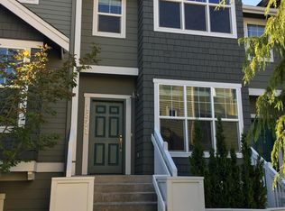1824 NE Kenyon Ct, Issaquah, WA 98029
