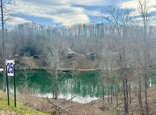 25 Sleepy Hollow Rd, East Bernstadt, KY 40729