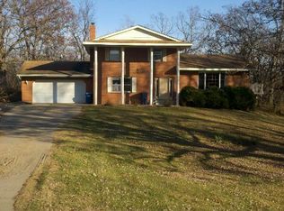19611 W Ford Brook Dr, Anoka, MN 55303
