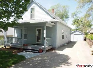 2716 N 64th St, Omaha, NE 68104