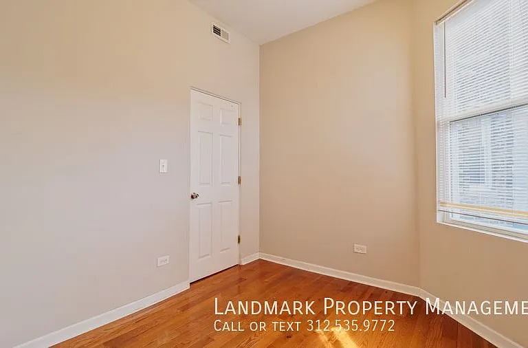 2130 W Cermak Rd #3R — Photo 9