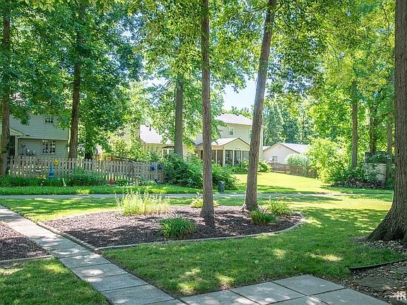 5th image of 5214 Willowwood Ct