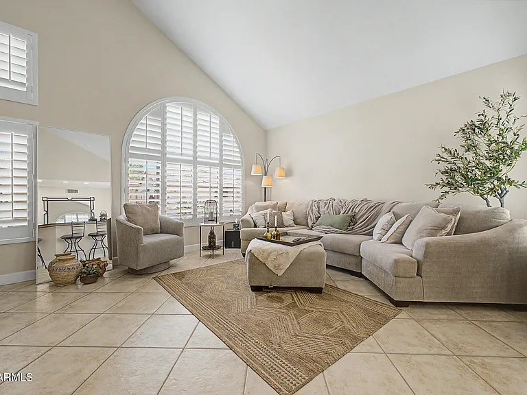 5431 W Folley St — Photo 3