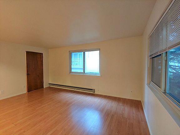 2nd image of 6537 Oswego Pl NE APT 8