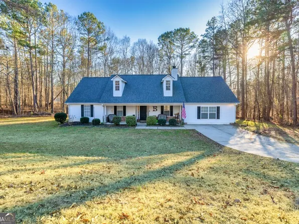 569 Providence Cir, Statham, GA 30666