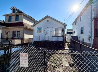 24 Glover St, Staten Island, NY