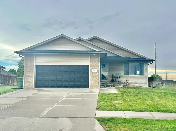 1114 E 14th St, Kearney, NE 68847
