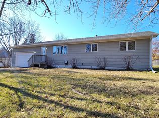 550 Johnson Ave SW, Cokato, MN 55321