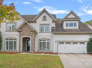 3401 Collaroy Rd, Waxhaw, NC 28173