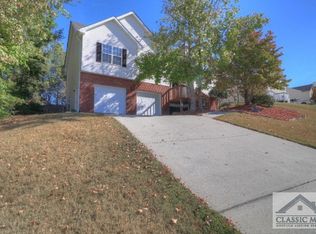 910 Kendall Park Dr, Winder, GA 30680