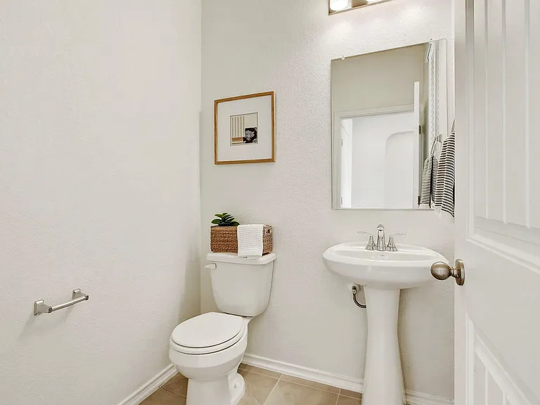 12600 Anthology St — Photo 21