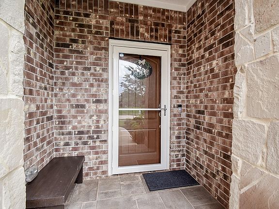 4th image of 3010 Lacewing Way