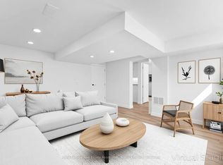 266 Carson Dr #BASEMENT, Hamilton, ON L8T 2X7