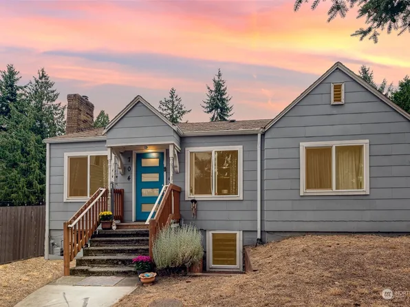 704 SW 126th Street, Burien, WA 98146