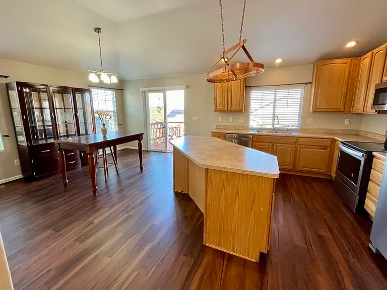 23687 E Bellewood Dr — Photo 8