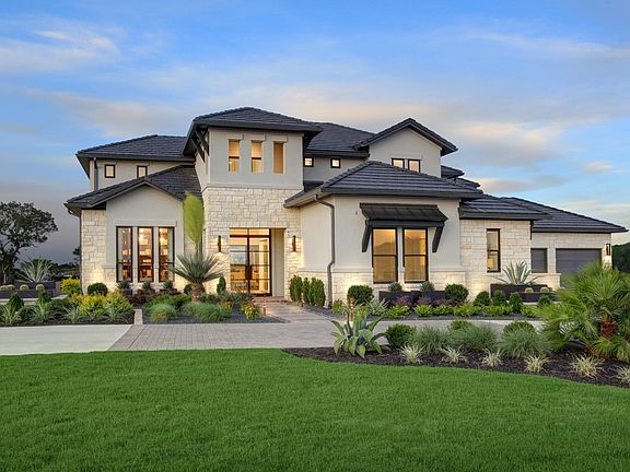 The Lynmar II Exterior