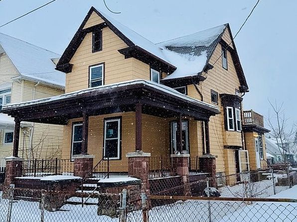 1323 Whitney Ave