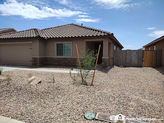 2nd image of 1529 E Kendall Pl