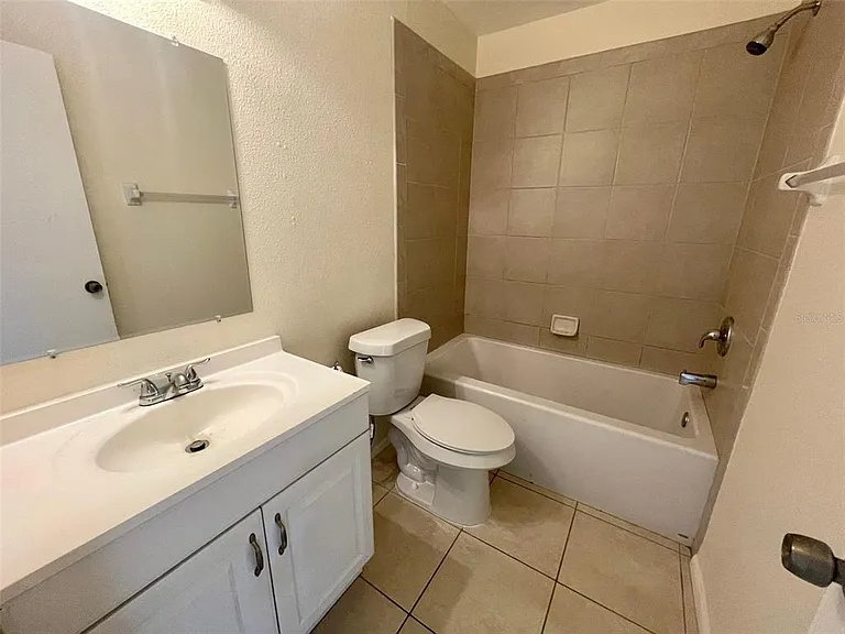 2745 Hidden Lake Blvd #D — Photo 12
