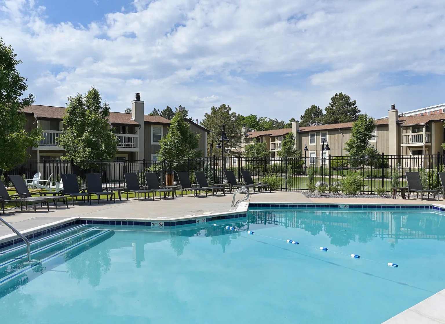 Creekside — Photo 1