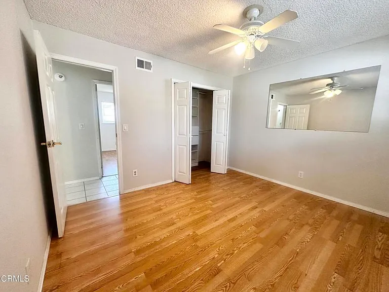 2065 Abbott St — Photo 16
