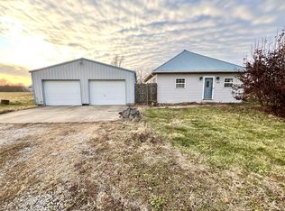 607 Maple St, Donnellson, IL 62019
