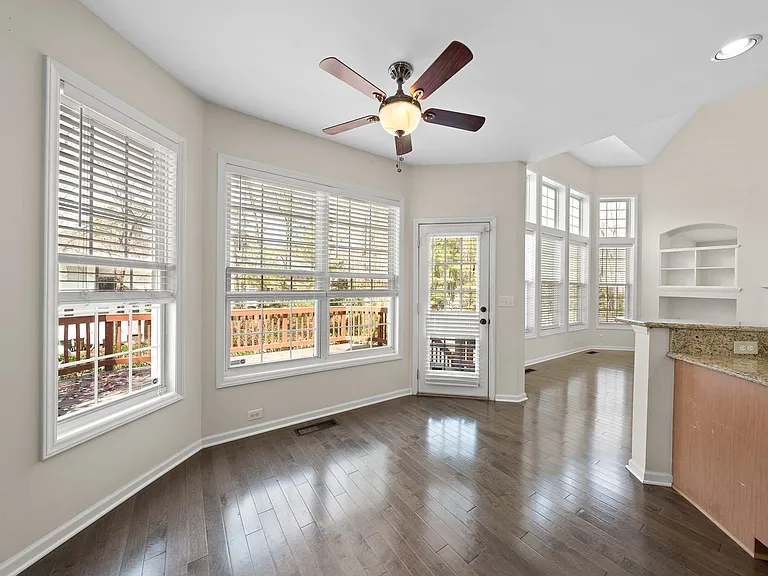 101 Palmwood Ct — Photo 23