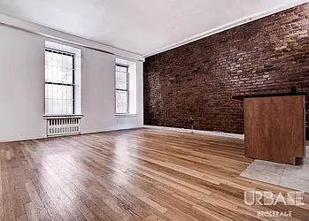 Rented by Urbane Brokerage