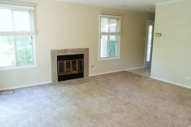 1st image of 1344 Barclay Ln